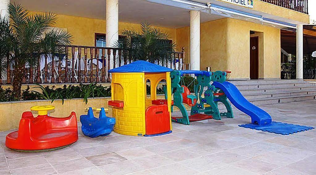 Beach Hotel Cambury カンブリ エクステリア 写真